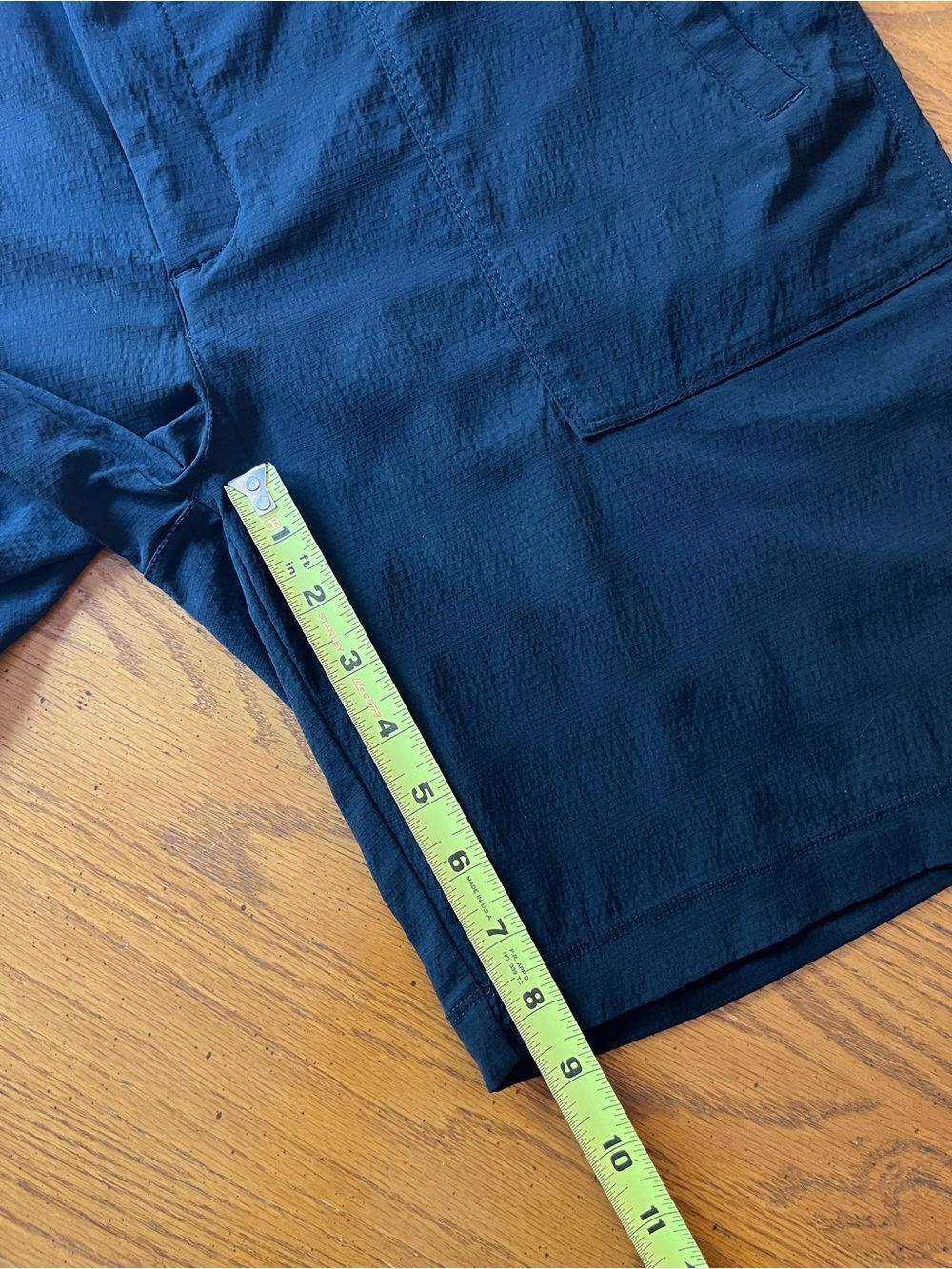 Athleta Trekkie Bermuda Shorts 2.0 Black 12 - Picture 8 of 11